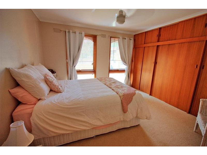 3 Malumba Crescent, Kooringal NSW 2650