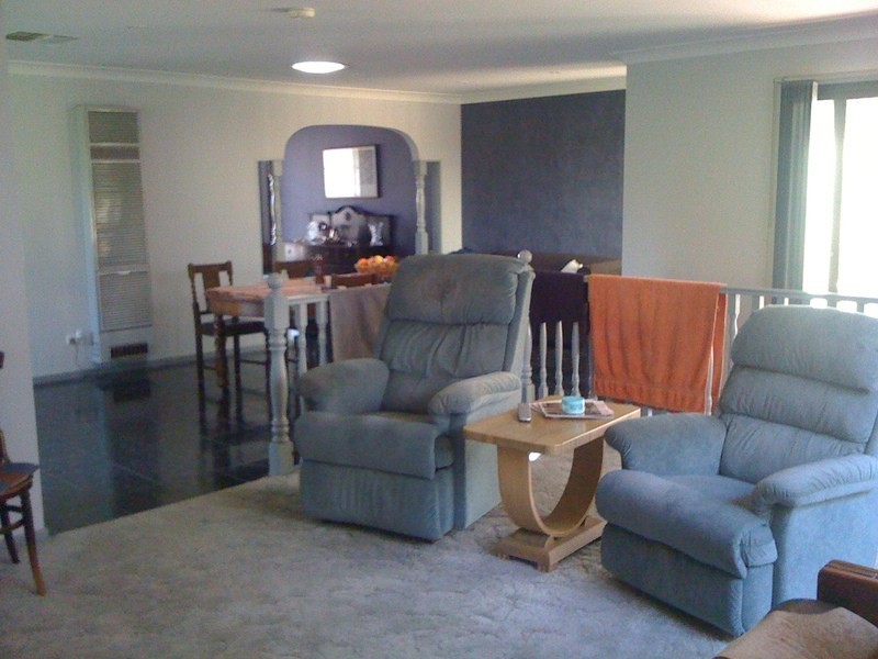 24 Amaroo Crescent, Kooringal NSW 2650