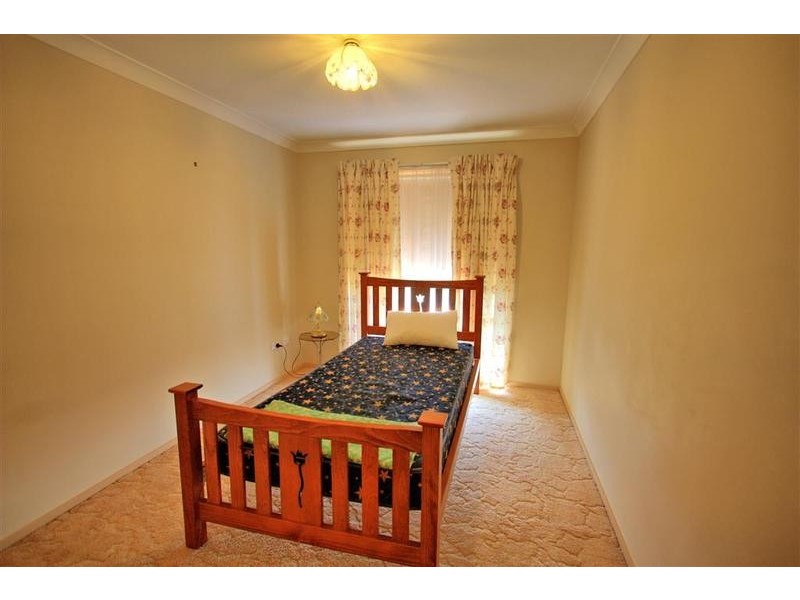 21 O’Connor Street, Tolland NSW 2650