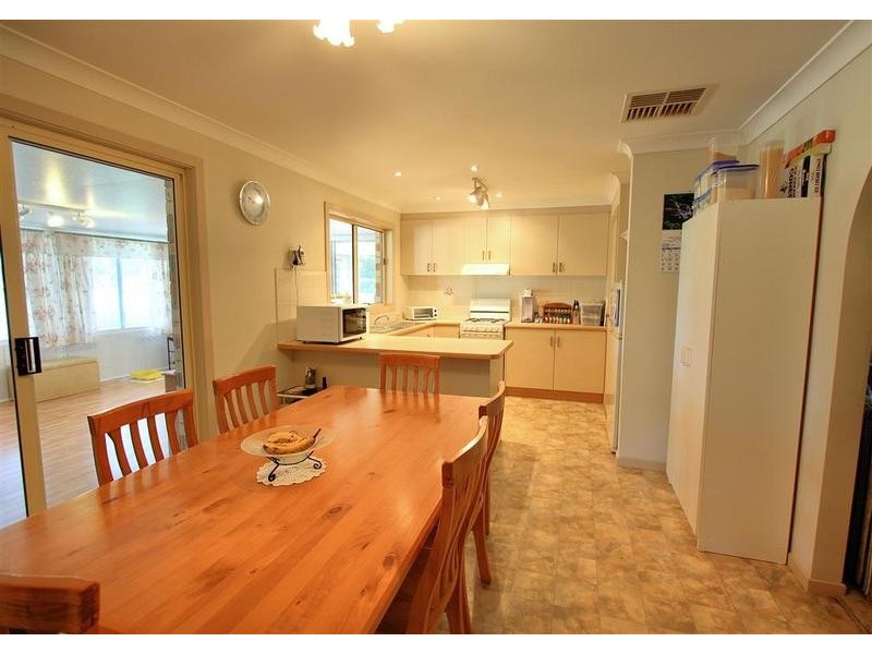 21 O’Connor Street, Tolland NSW 2650