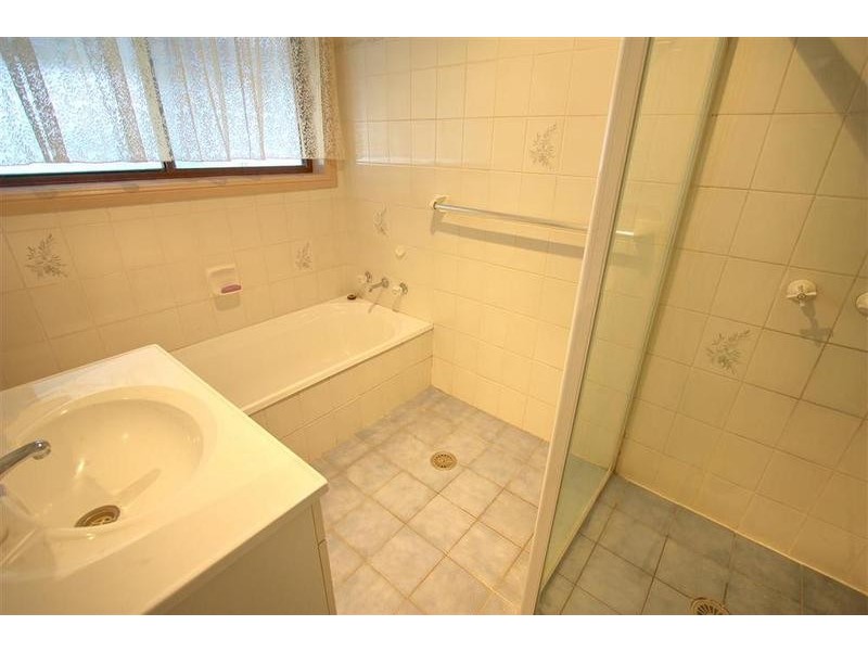 22 Eldershaw Drive, Forest Hill NSW 2651