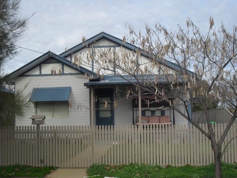 28 Goonigul Avenue, Wagga Wagga NSW 2650