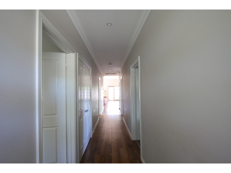 28 Goonigul Avenue, Wagga Wagga NSW 2650