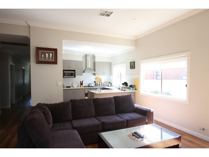 28 Goonigul Avenue, Wagga Wagga NSW 2650