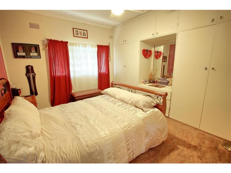 Forest Hill NSW 2651