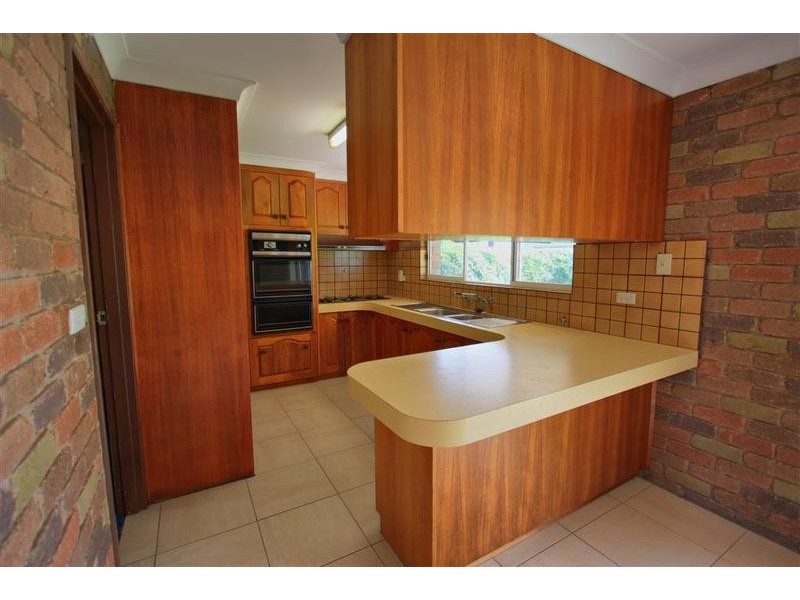 59 Brunskill Avenue, Lake Albert NSW 2650