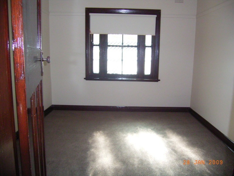 75 Docker Street, Wagga Wagga NSW 2650
