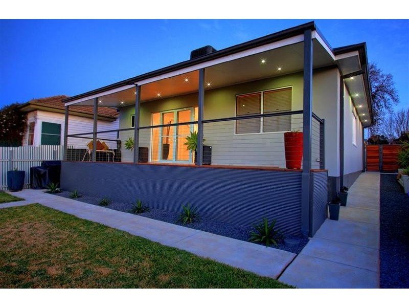 63 Urana Street, Turvey Park NSW 2650