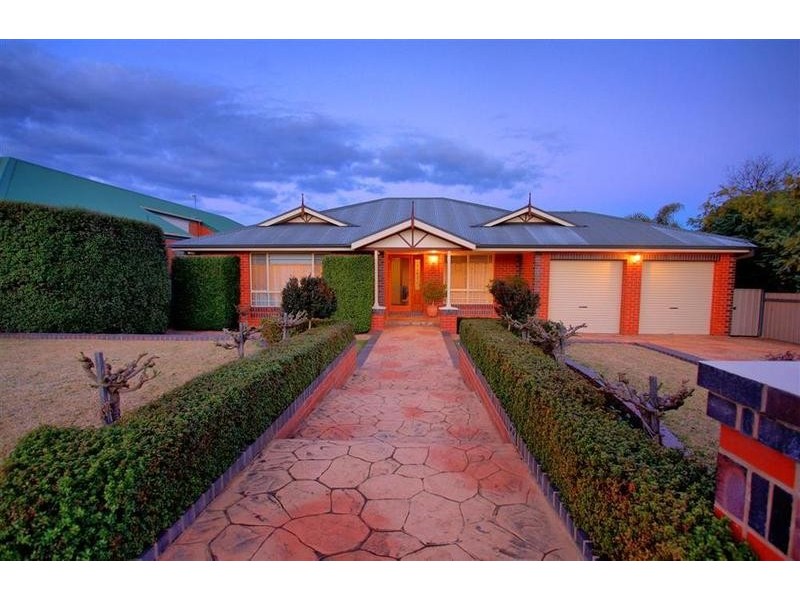 21 Malebo Place, Tatton NSW 2650