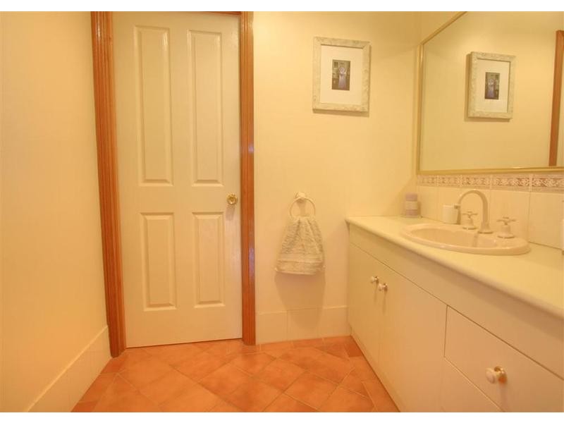 21 Malebo Place, Tatton NSW 2650