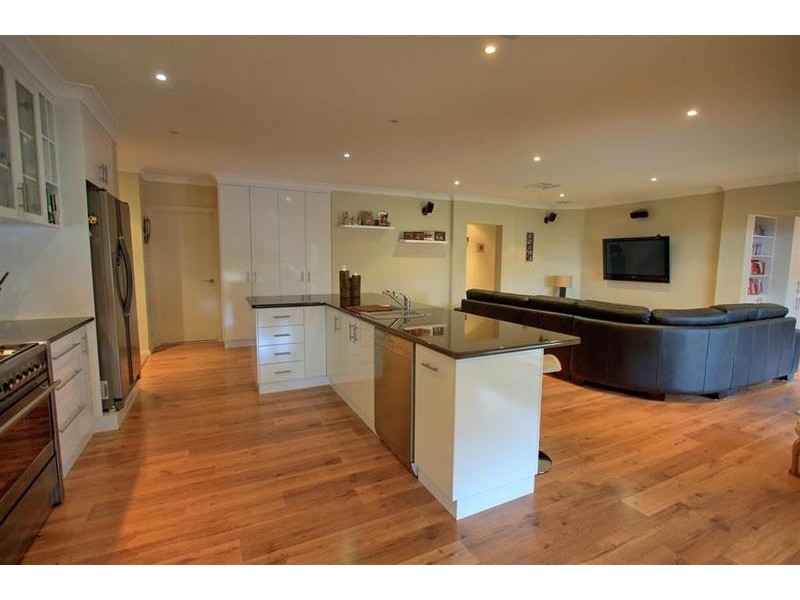 73 Atherton Crescent, Tatton NSW 2650