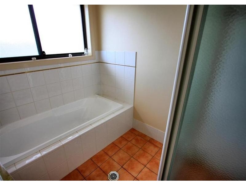 44 Bourkelands Drive, Bourkelands NSW 2650