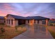 8 Quandong Place, Forest Hill NSW 2651