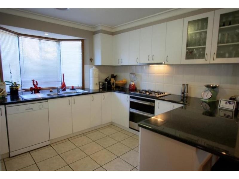 21 Yarrawah Crescent, Bourkelands NSW 2650