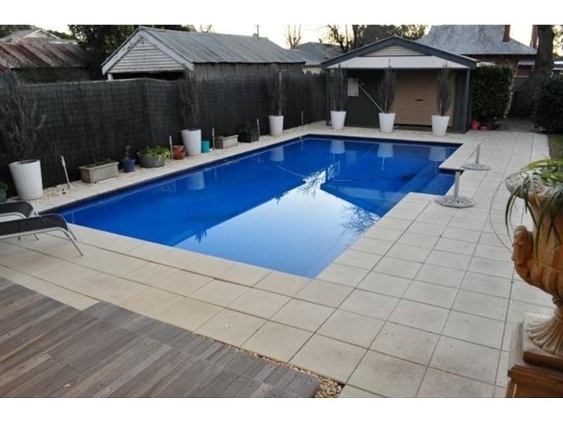 6 Little Best Street, Wagga Wagga NSW 2650