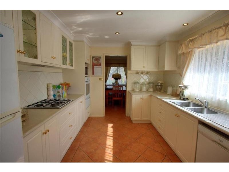 25 Kilpatrick Street, Kooringal NSW 2650