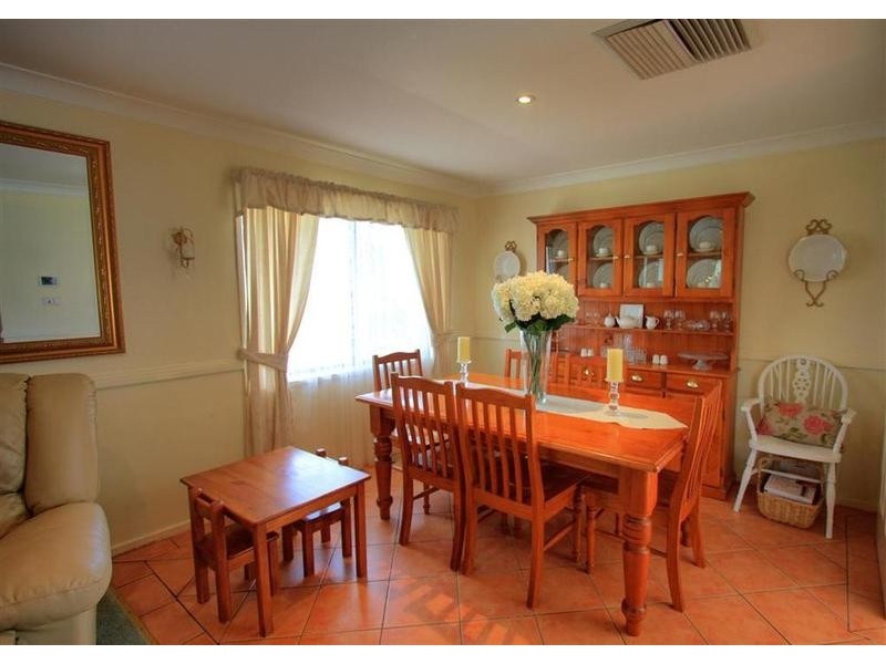 25 Kilpatrick Street, Kooringal NSW 2650