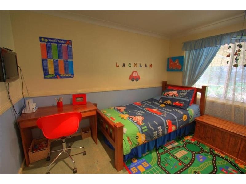 25 Kilpatrick Street, Kooringal NSW 2650