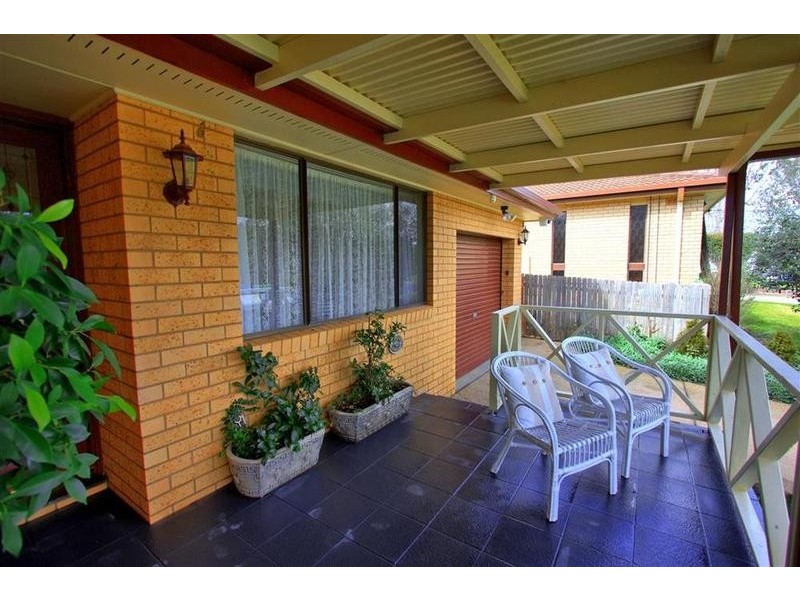 25 Kilpatrick Street, Kooringal NSW 2650