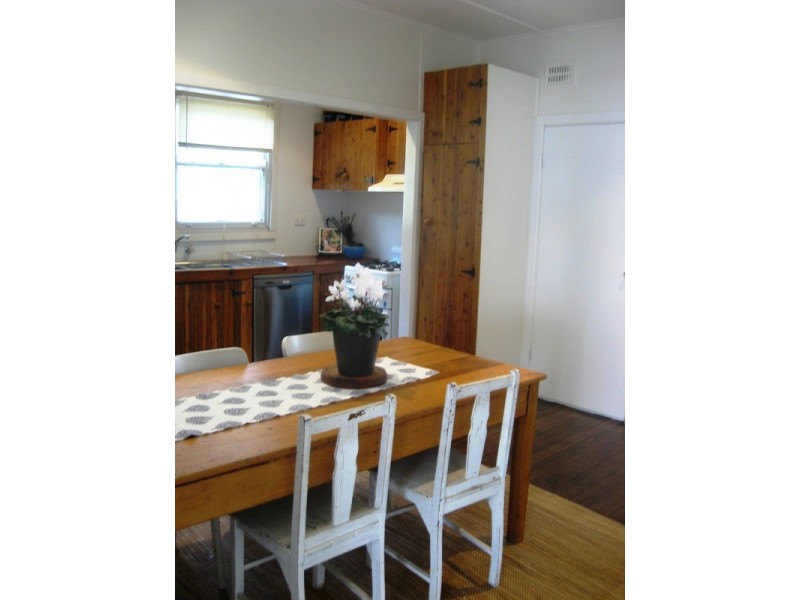 146 Fernleigh Road, Wagga Wagga NSW 2650