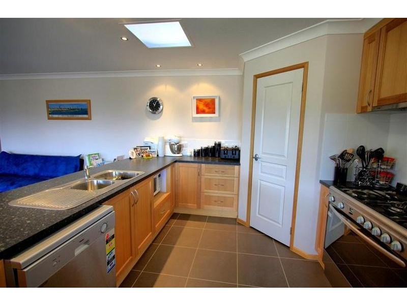 12 Marylands Way, Wagga Wagga NSW 2650