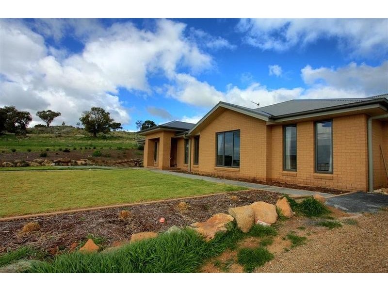 529 Mitchell Road, Lake Albert NSW 2650
