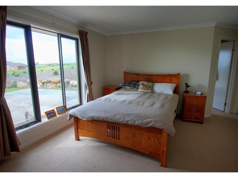 529 Mitchell Road, Lake Albert NSW 2650