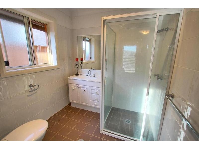 19 Barrima Drive, Glenfield Park NSW 2650