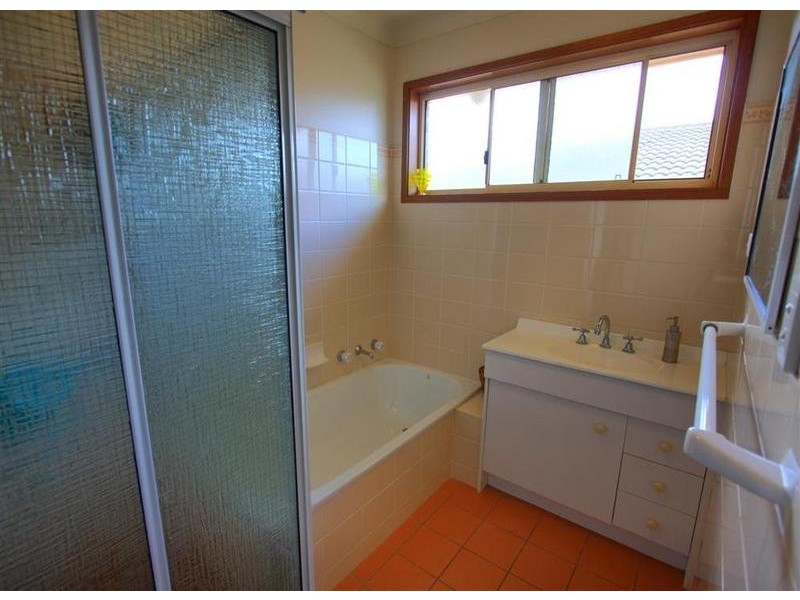 45 Giraween Mews, Glenfield Park NSW 2650