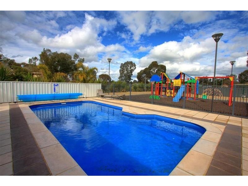 35A Plumpton Road, Lake Albert NSW 2650