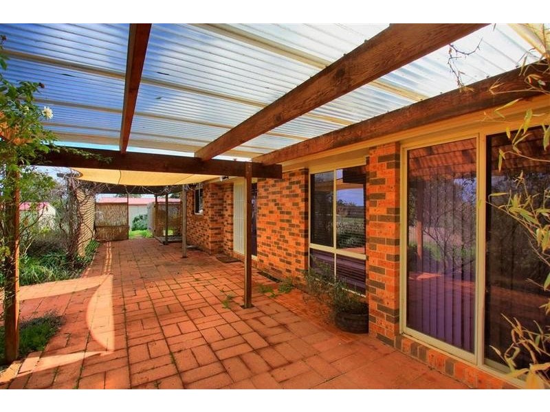 32 Iverach Street, Coolamon NSW 2701