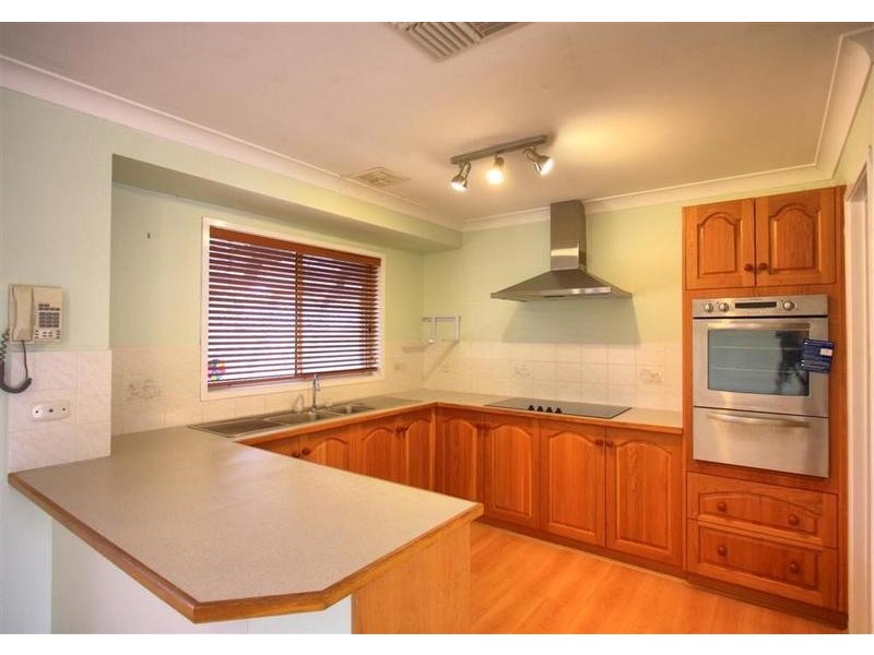 32 Iverach Street, Coolamon NSW 2701