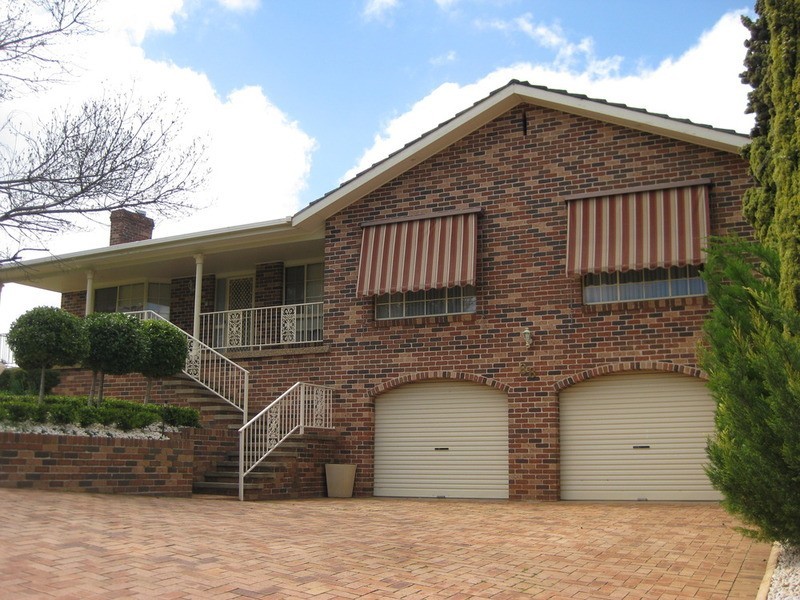 88 Henwood Avenue, Wagga Wagga NSW 2650