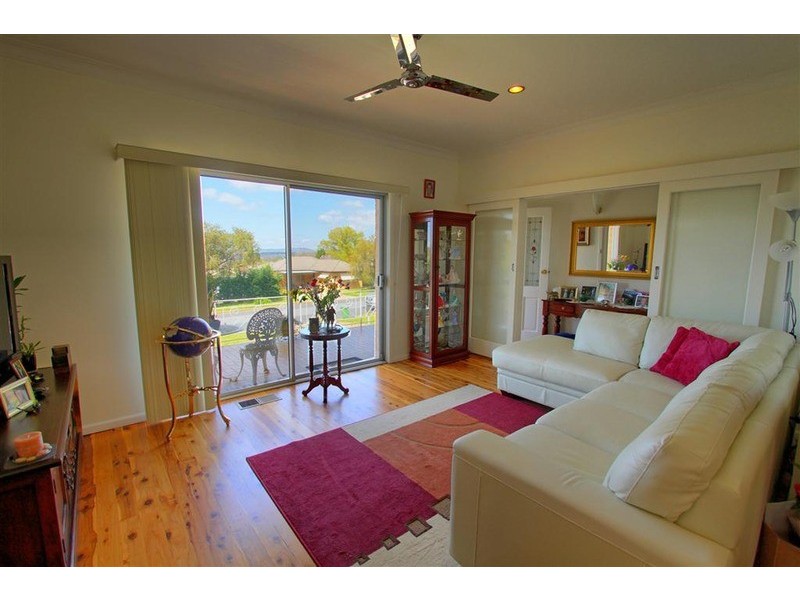 72 Meadow Street, Kooringal NSW 2650