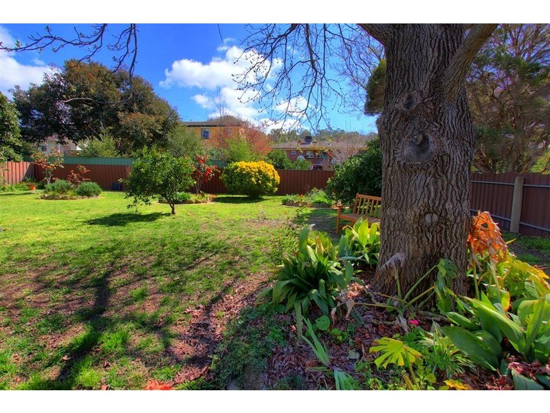 72 Meadow Street, Kooringal NSW 2650