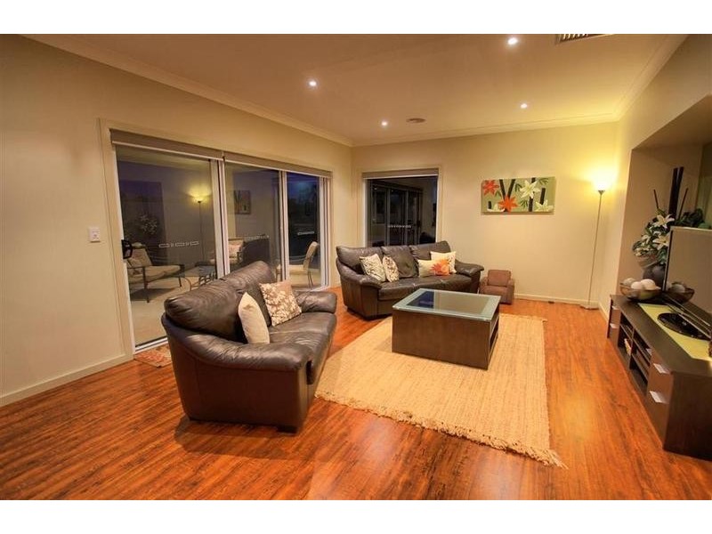 20 Barrington Street, Tatton NSW 2650