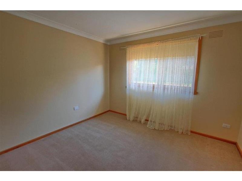 30 Geneva Crescent, Lake Albert NSW 2650