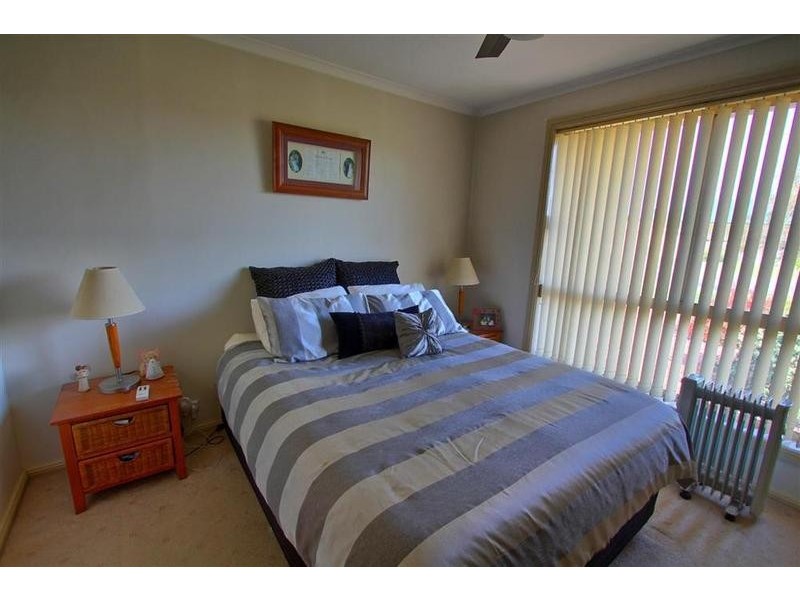 1 Chambers Place, Wagga Wagga NSW 2650