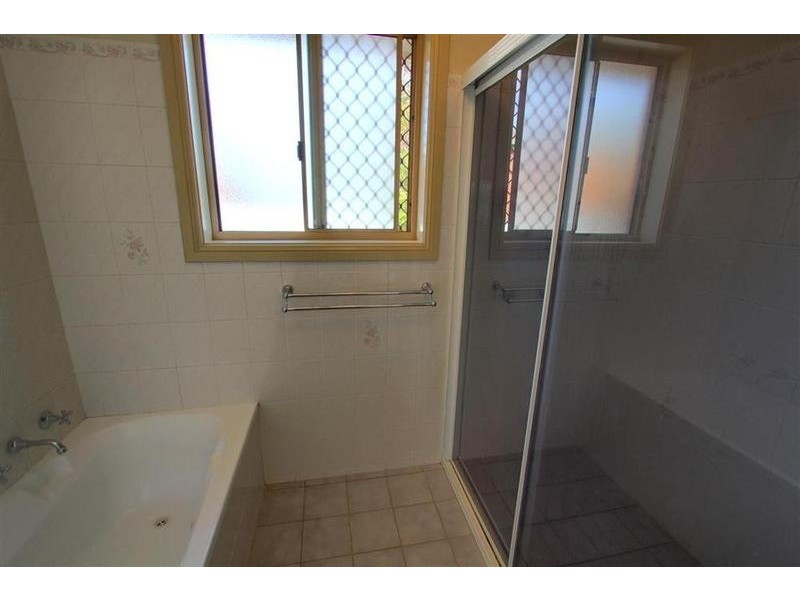 1 Chambers Place, Wagga Wagga NSW 2650