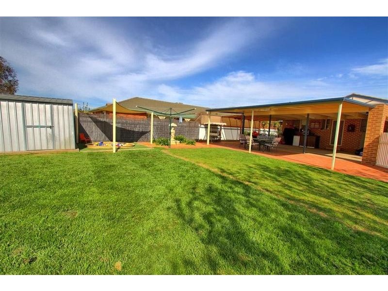 1 Chambers Place, Wagga Wagga NSW 2650
