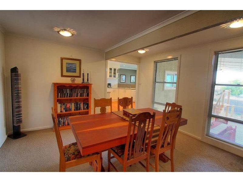 70 Mitchelmore Street, Turvey Park NSW 2650