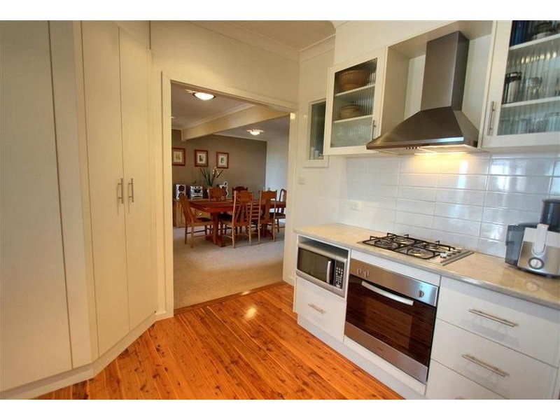 70 Mitchelmore Street, Turvey Park NSW 2650