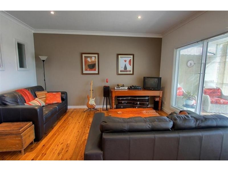 70 Mitchelmore Street, Turvey Park NSW 2650