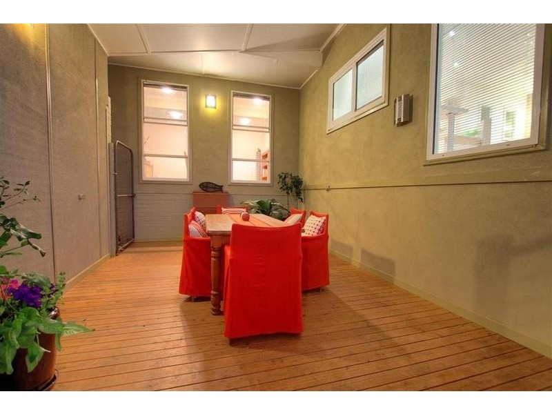 70 Mitchelmore Street, Turvey Park NSW 2650