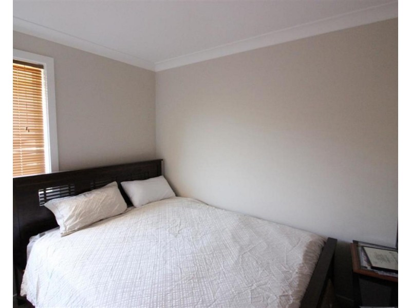 13 Kirrang Avenue, Glenfield Park NSW 2650