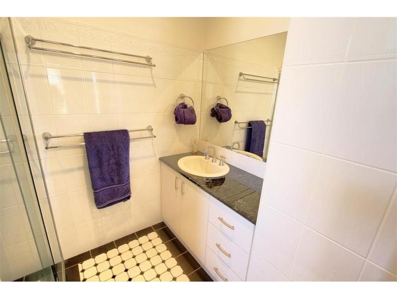 51 Yarrawah Crescent, Bourkelands NSW 2650