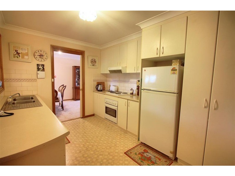 21 Nunkeri Street, Glenfield Park NSW 2650