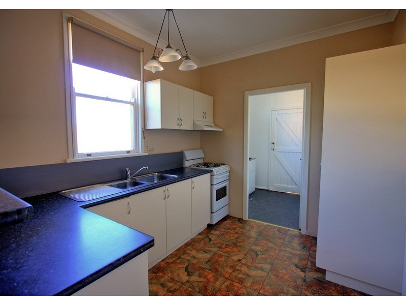 26 Northcott Parade, Wagga Wagga NSW 2650