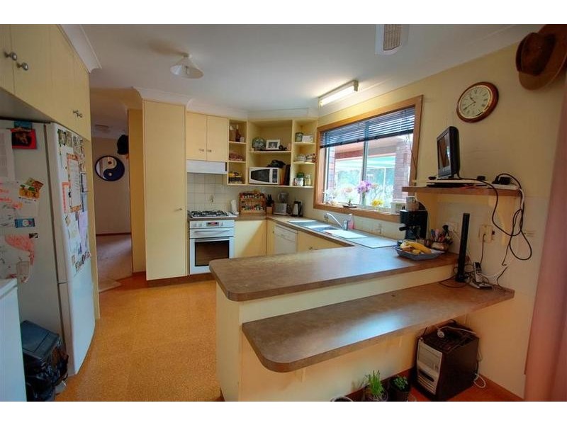 13 John Street, The Rock NSW 2655