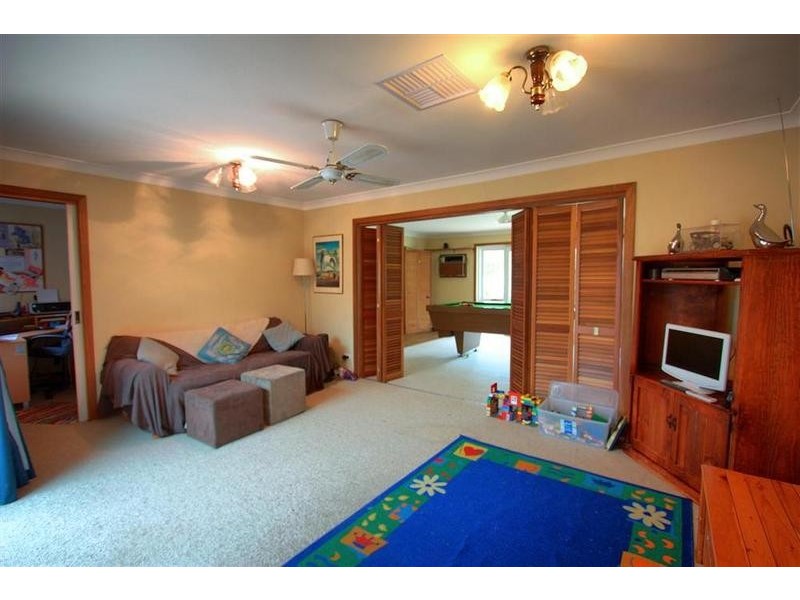 13 John Street, The Rock NSW 2655